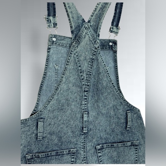 Denim Overall Shorts by NO BO Size 3-5 Relaxed Fit - Picture 4 of 14